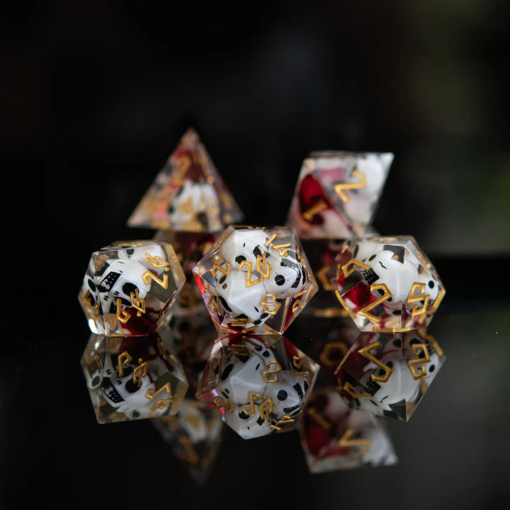 Misty Mountain- Bloody Corpse Sharp-Edged Resin Dice Set