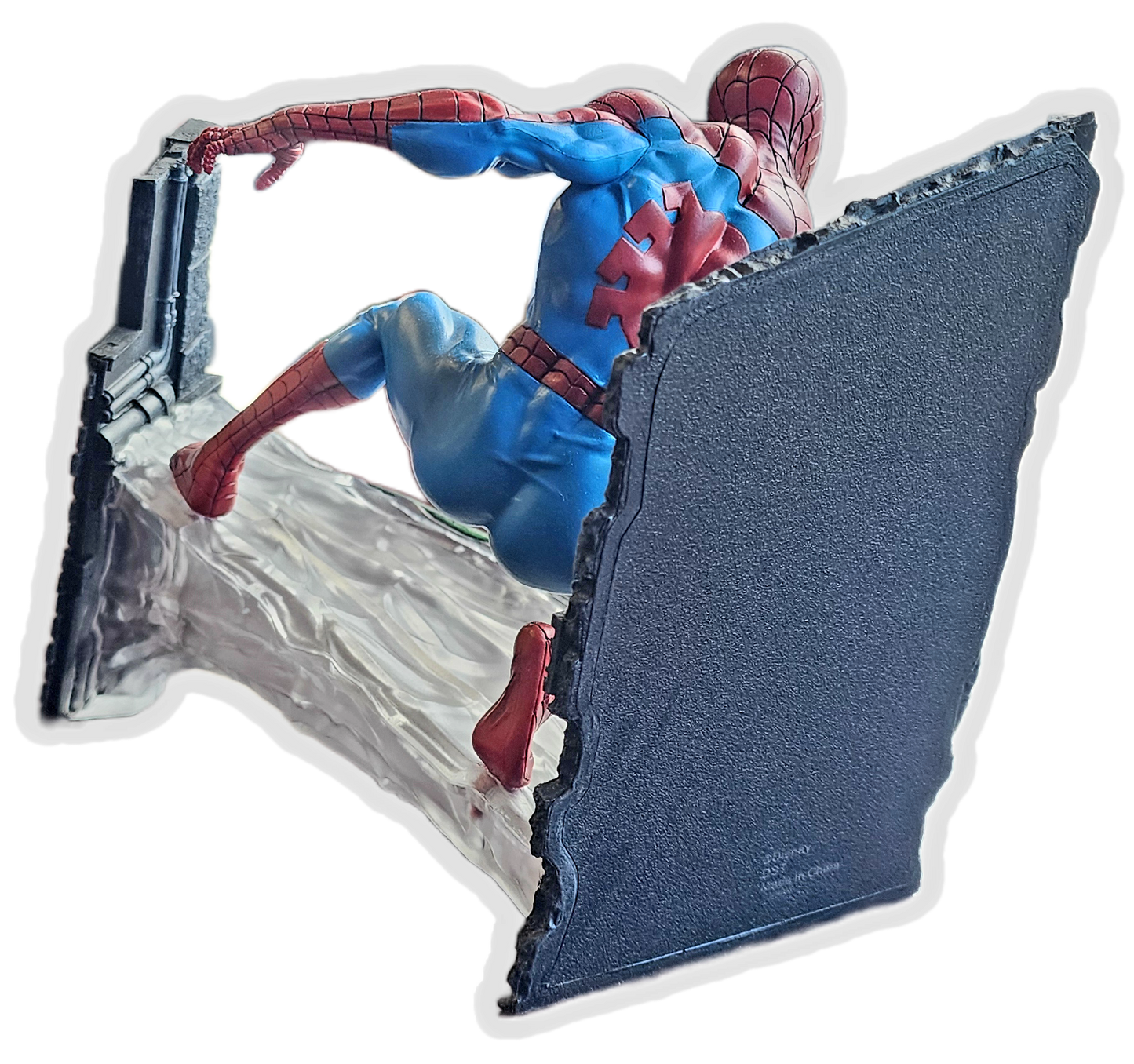 Diamond Select Toys - Gallery: Marvel - Spider-Man Webbing Diorama PVC