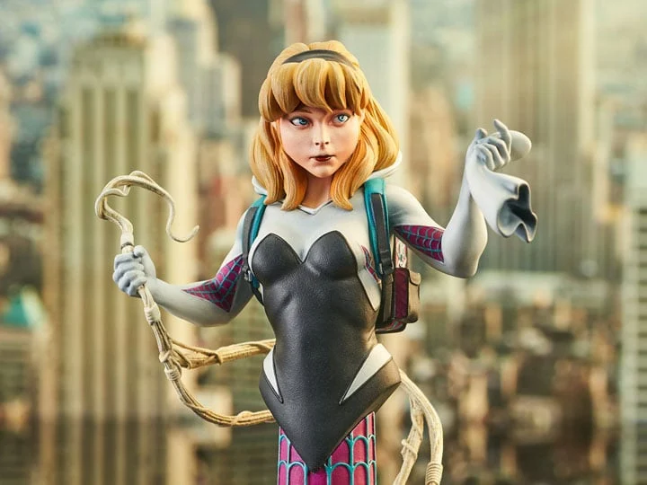 Diamond Select Toys - Marvel Comics Ghost Spider 1/7 Scale Limited Edition Bust