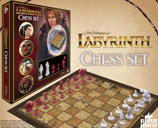 Labyrinth Chess Set